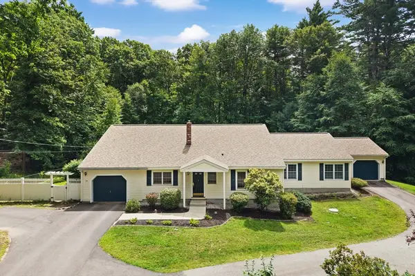 34 Old Milford Rd, Amherst, NH 03031