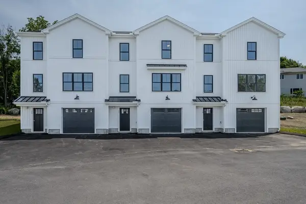 112 Genest St #16, Dracut, MA 01826