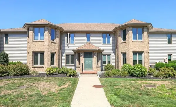 108 Norton Ave #17, Easton, MA 02334