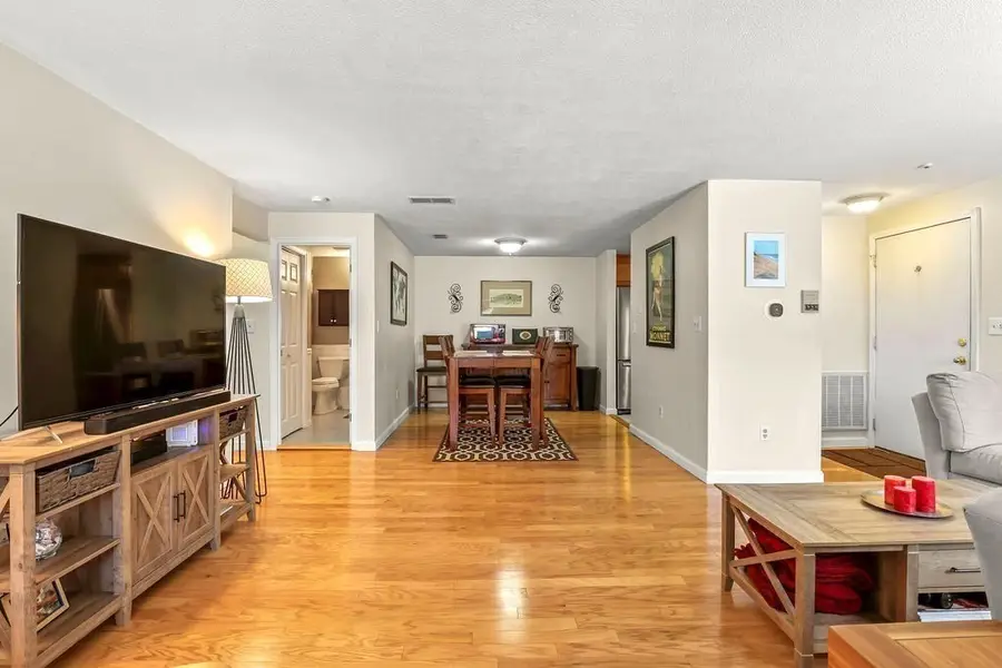 108 Norton Ave #17, Easton, MA 02334 - #2