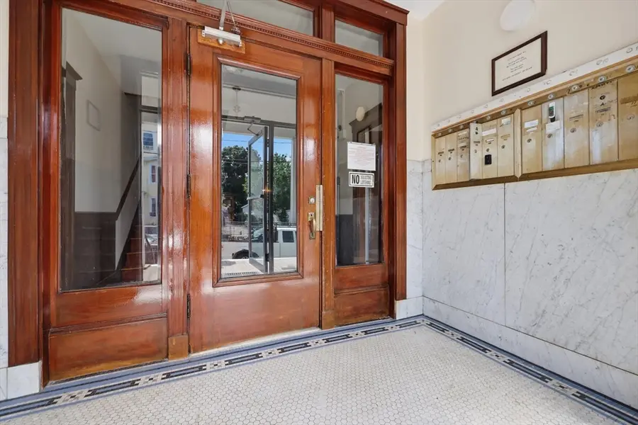 71 Harwood St, Lynn, MA 01902 - #3