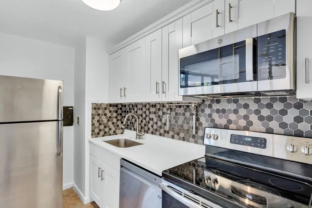 125 Trapelo Road #12, Belmont, MA 02478 - #1