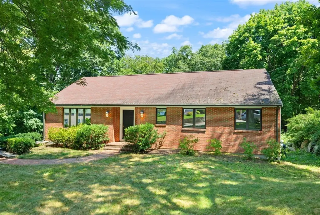 24 Minihans Ln, Quincy, MA 02169 - #1