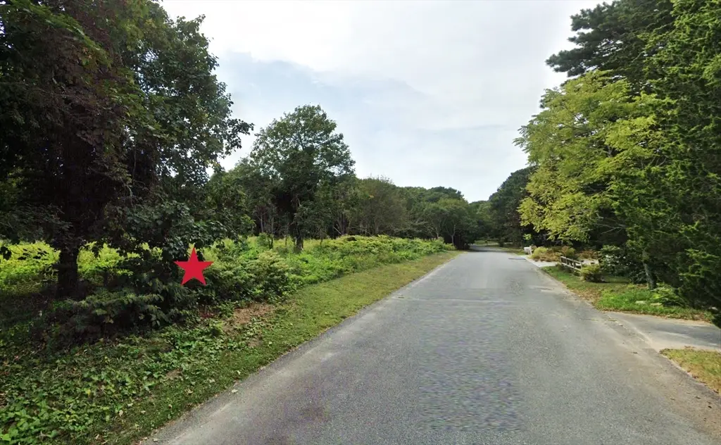 18 Commodore Ln, East Falmouth, MA 02536 - #1
