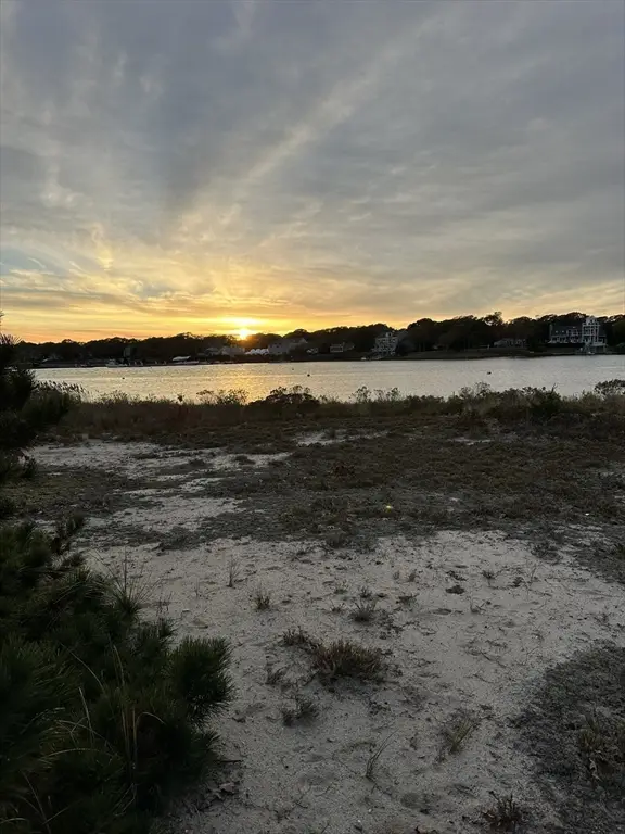 44 Commodore Ln, East Falmouth, MA 02536 - #1