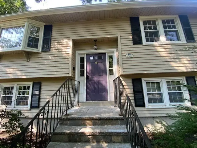 64 Haverhill St, Reading, MA 01867 - #1