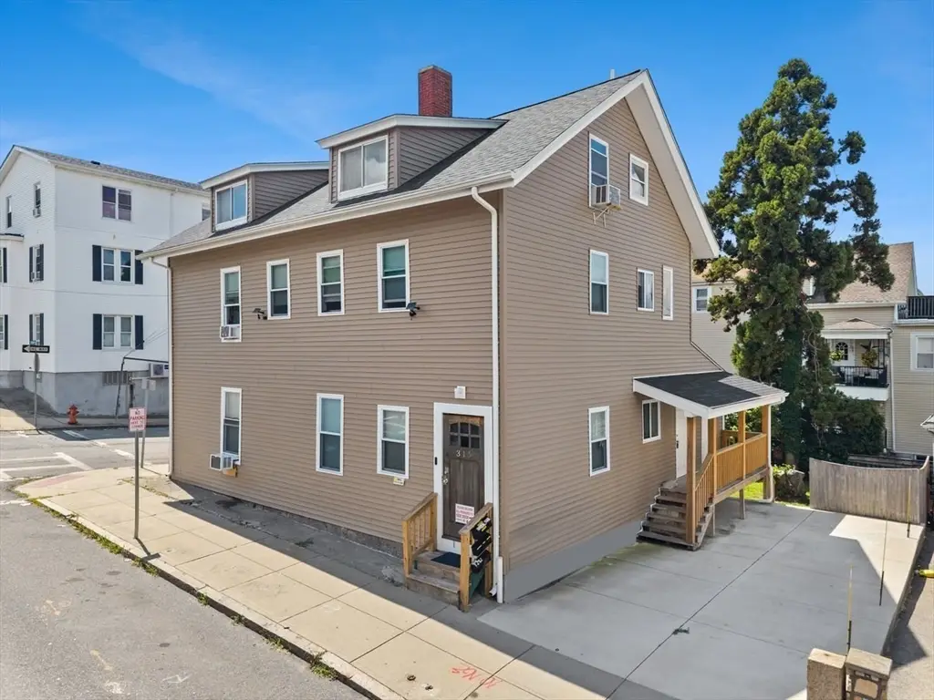315 Washington St, Fall River, MA 02721 - #1