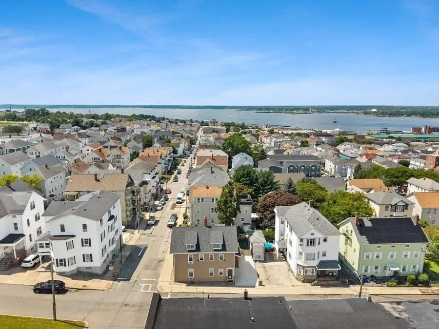 315 Washington St, Fall River, MA 02721 - #3