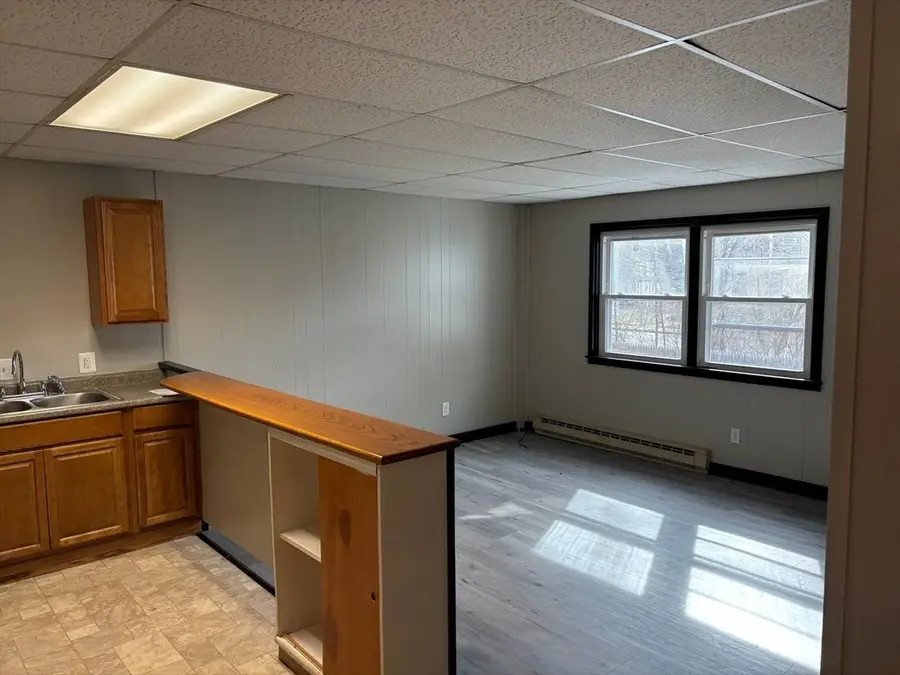 1 Cheney St, Orange, MA 01364 - #3