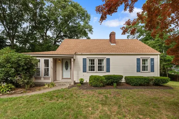 105 Patterson St, Attleboro, MA 02703
