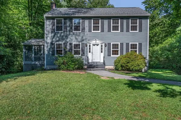 19 Appaloosa Drive, Methuen, MA 01844