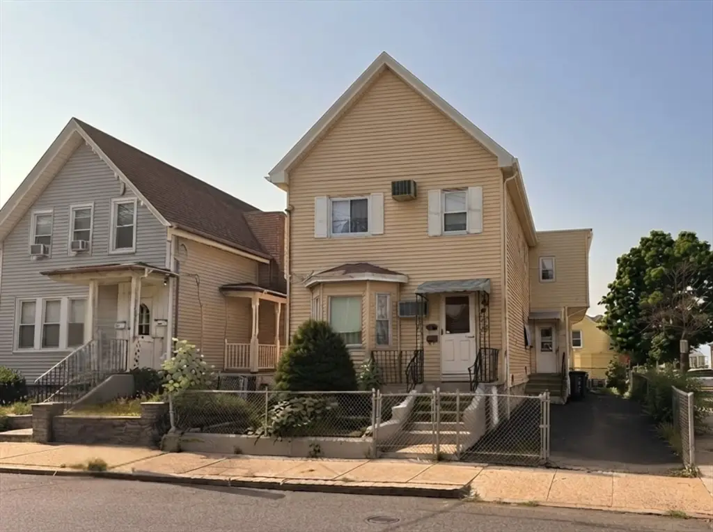 16 Carter St, Everett, MA 02149 - #1
