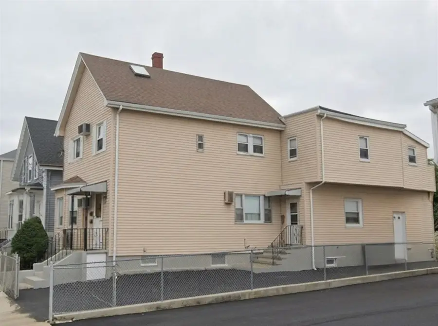 16 Carter St, Everett, MA 02149 - #3