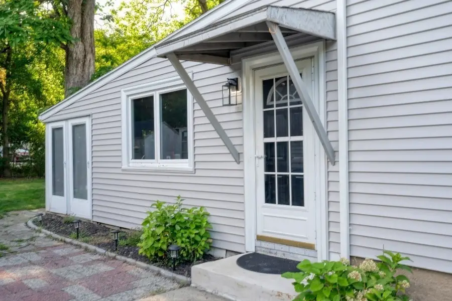 502 Summer St, East Bridgewater, MA 02333 - #3