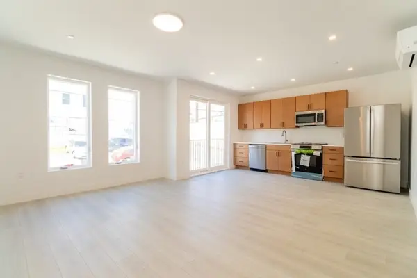 150 Williams #14, Chelsea, MA 02150