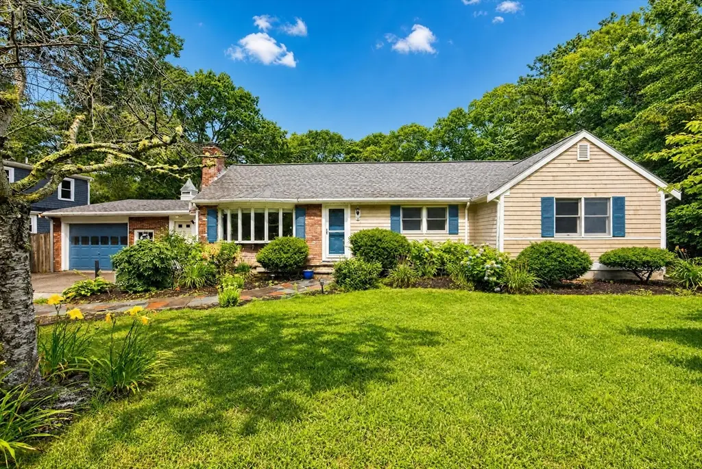 14 Veeder Dr, East Falmouth, MA 02536 - #1