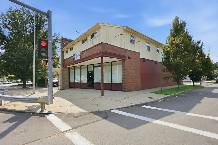 1036 Chicopee St, Chicopee, MA 01013 - #2