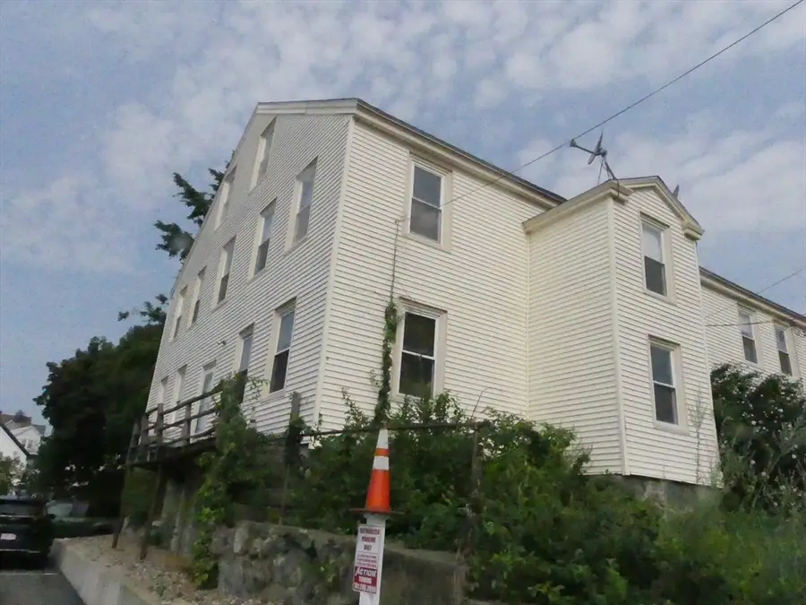14 Summit Ave, Beverly, MA 01915 - #3