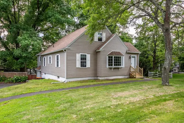 289 Morgan St, South Hadley, MA 01075