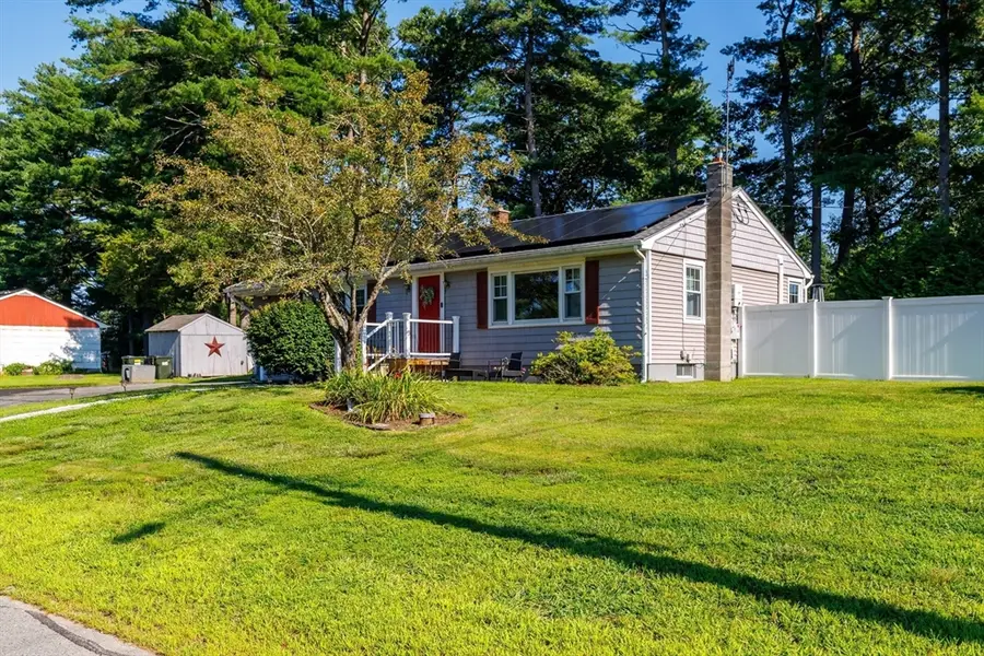 6 Elaine St, Webster, MA 01570 - #3