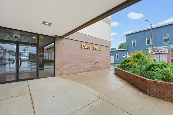 68 N Washington St #314, North Attleboro, MA 02760