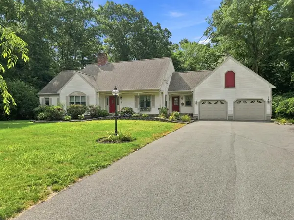 45 Boxwood Lane, Bridgewater, MA 02324