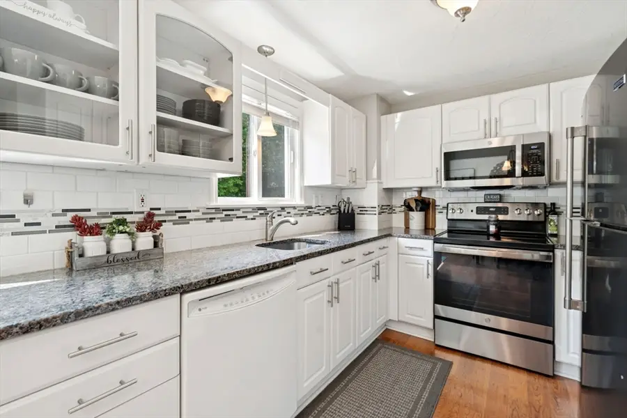 161 Winter St #6, Hanson, MA 02341 - #2