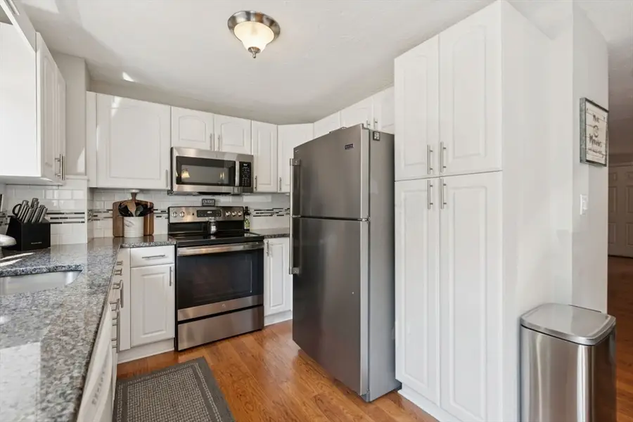 161 Winter St #6, Hanson, MA 02341 - #3