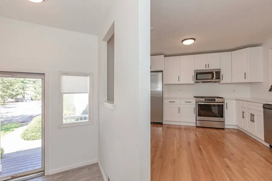 33 Lamplighter #33, Easton, MA 02375 - #3
