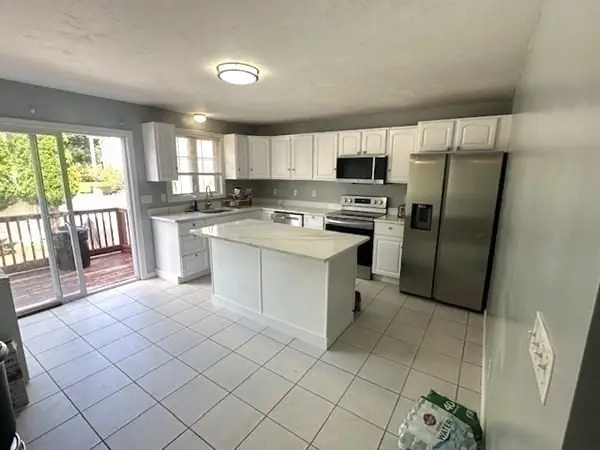 3-A Friedel Street, Worcester, MA 01603