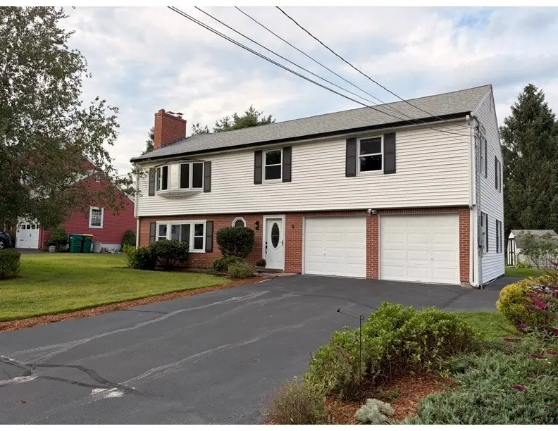 6 Canterbury Rd, Woburn, MA 01801 - #2