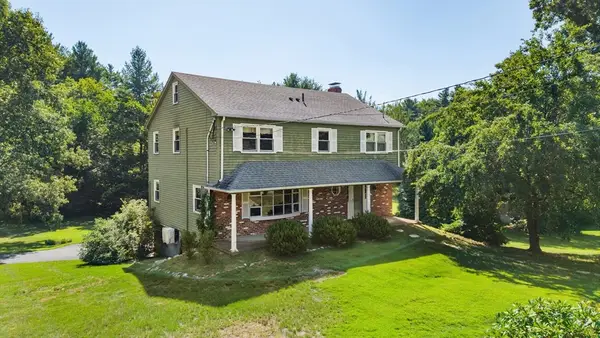 16 Carmen Circle, Medfield, MA 02052