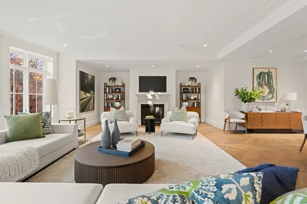 397 Commonwealth Avenue #3, Boston, MA 02215