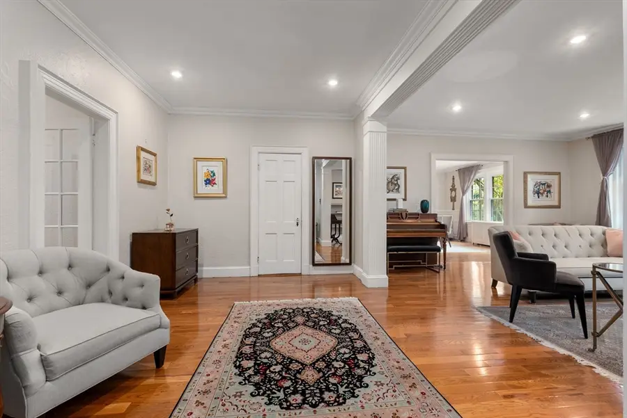 1272 Beacon Street #2, Brookline, MA 02446 - #3