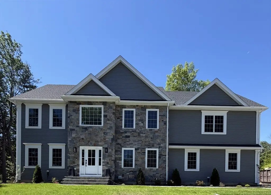 1 Rams Gate Place, Shrewsbury, MA 01545 - #1