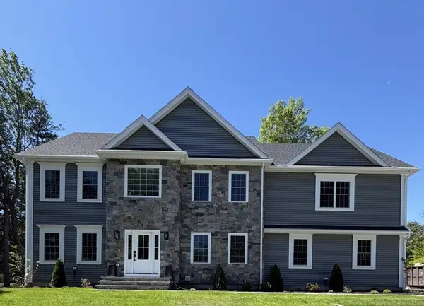 1 Rams Gate Place, Shrewsbury, MA 01545