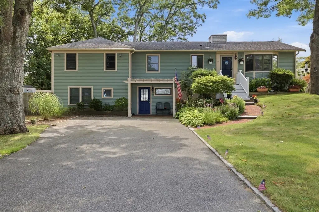 30 Crocker Rd, Falmouth, MA 02536 - #1