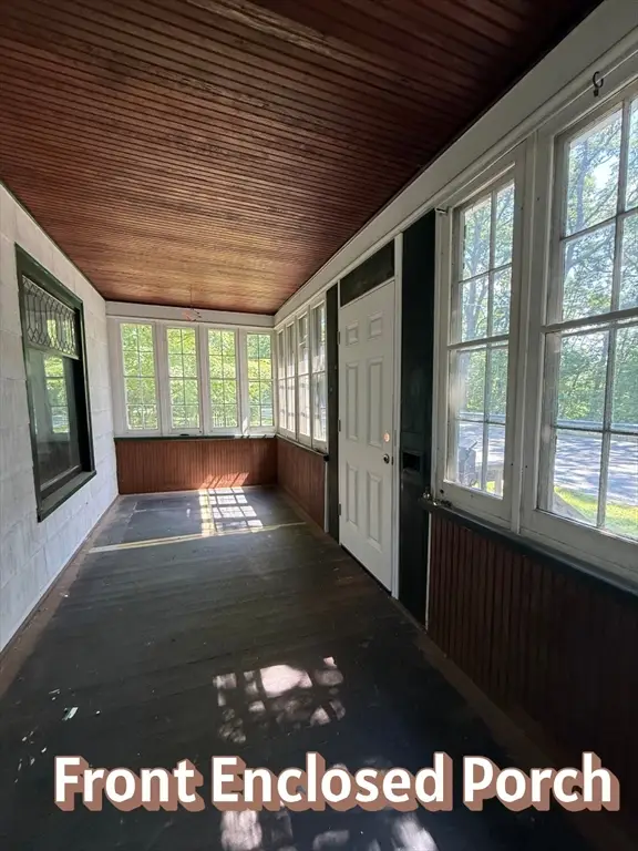 16 Prospect St, Erving, MA 01344 - #3