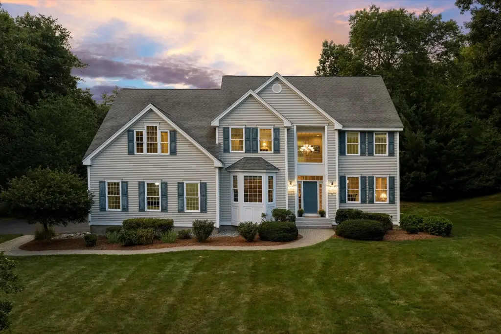 8 Trailside Way, Westford, MA 01886 - #1