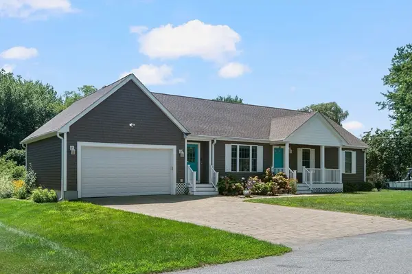 40 Oakland, Swansea, MA 02777