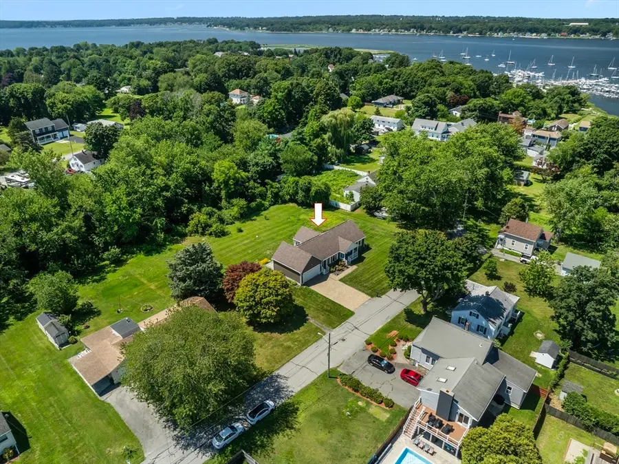 40 Oakland, Swansea, MA 02777 - #2