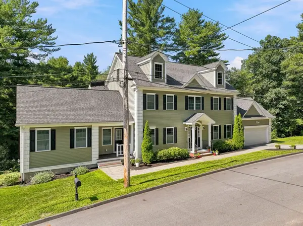 19 Riverside Drive, North Reading, MA 01864