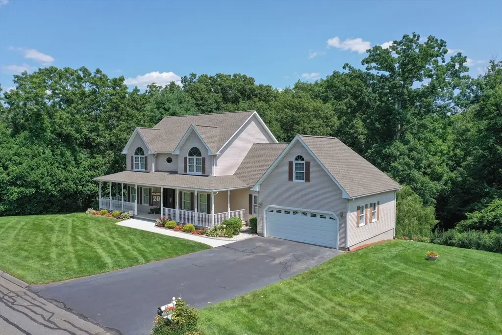 20 Nolan Lane, Feeding Hills, MA 01030 - #1