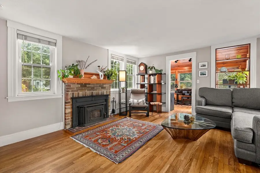 288 Union St, Weymouth, MA 02190 - #3