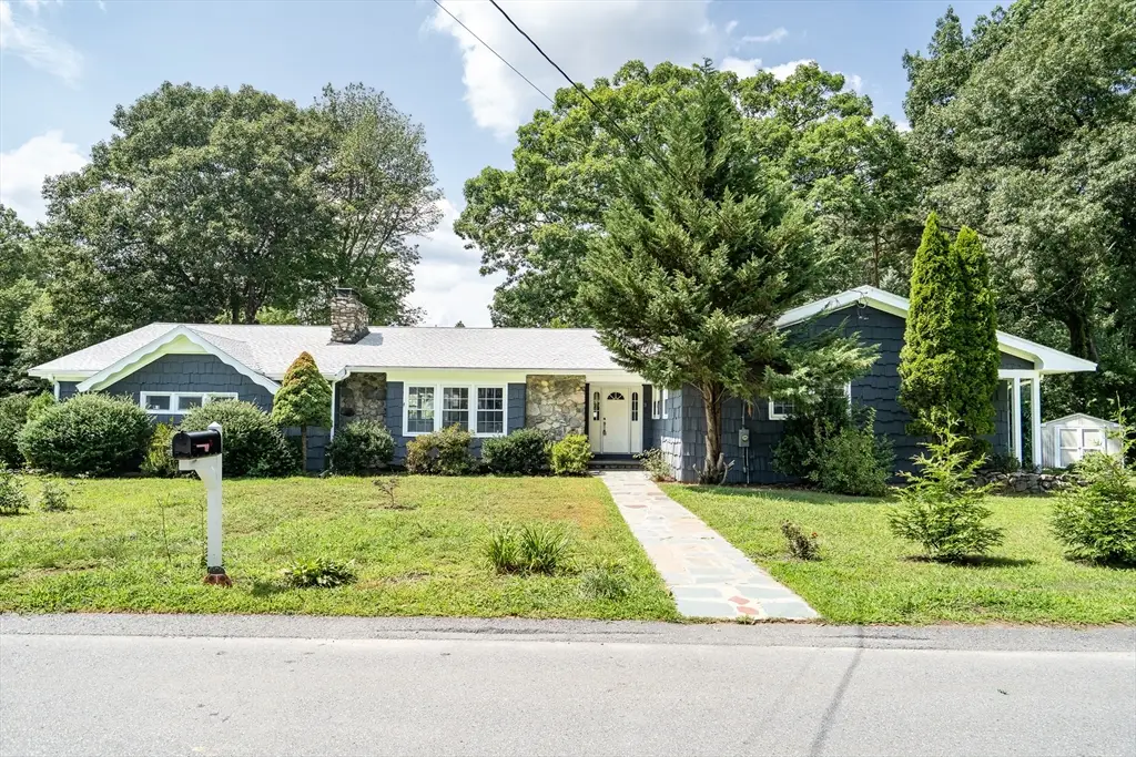 3 Cathy Rd, Burlington, MA 01803 - #1