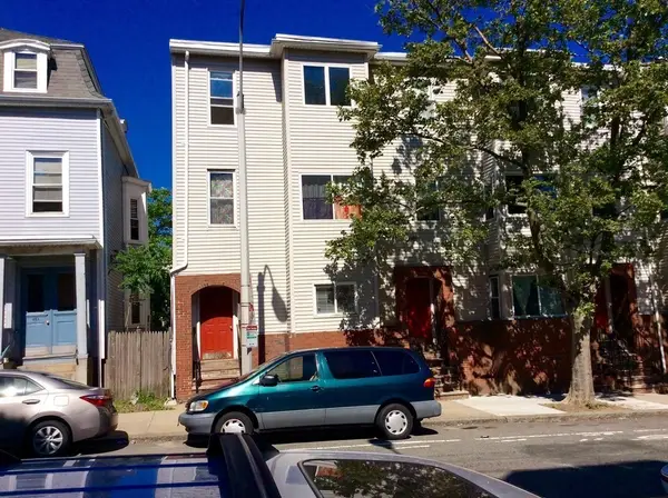 460 Meridian St #C, Boston, MA 02128