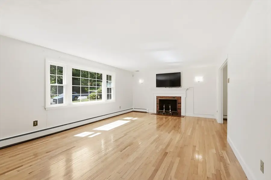 110 Thornberry Road, Winchester, MA 01890 - #3
