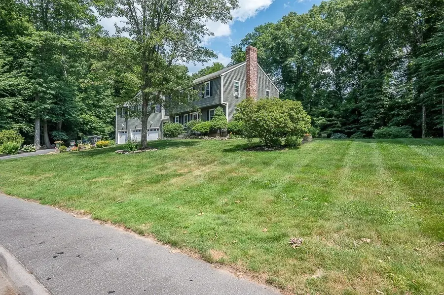 47 Houde St, Marlborough, MA 01752 - #3
