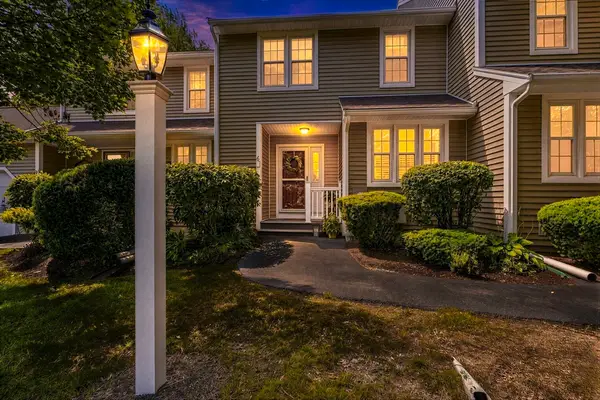 61 Godfrey Ln #61, Milford, MA 01757