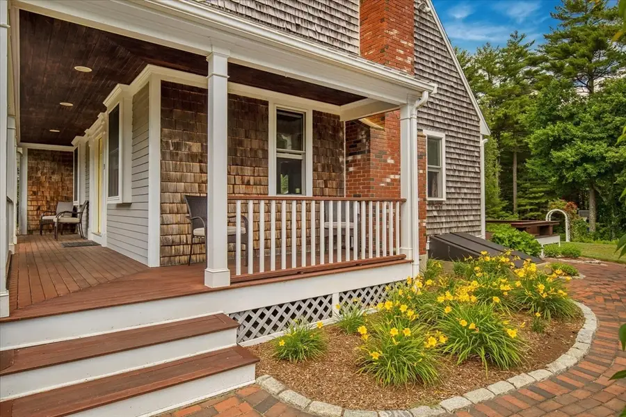 35 Margaret Rd, Middleboro, MA 02346 - #2